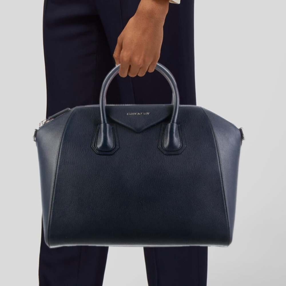 GIVENCHY Dark Navy Medium Antigona Bag